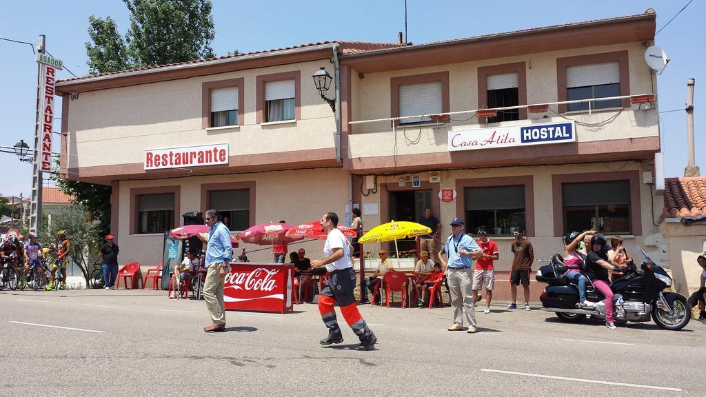 Hostal Atila Ricobayo Esterno foto
