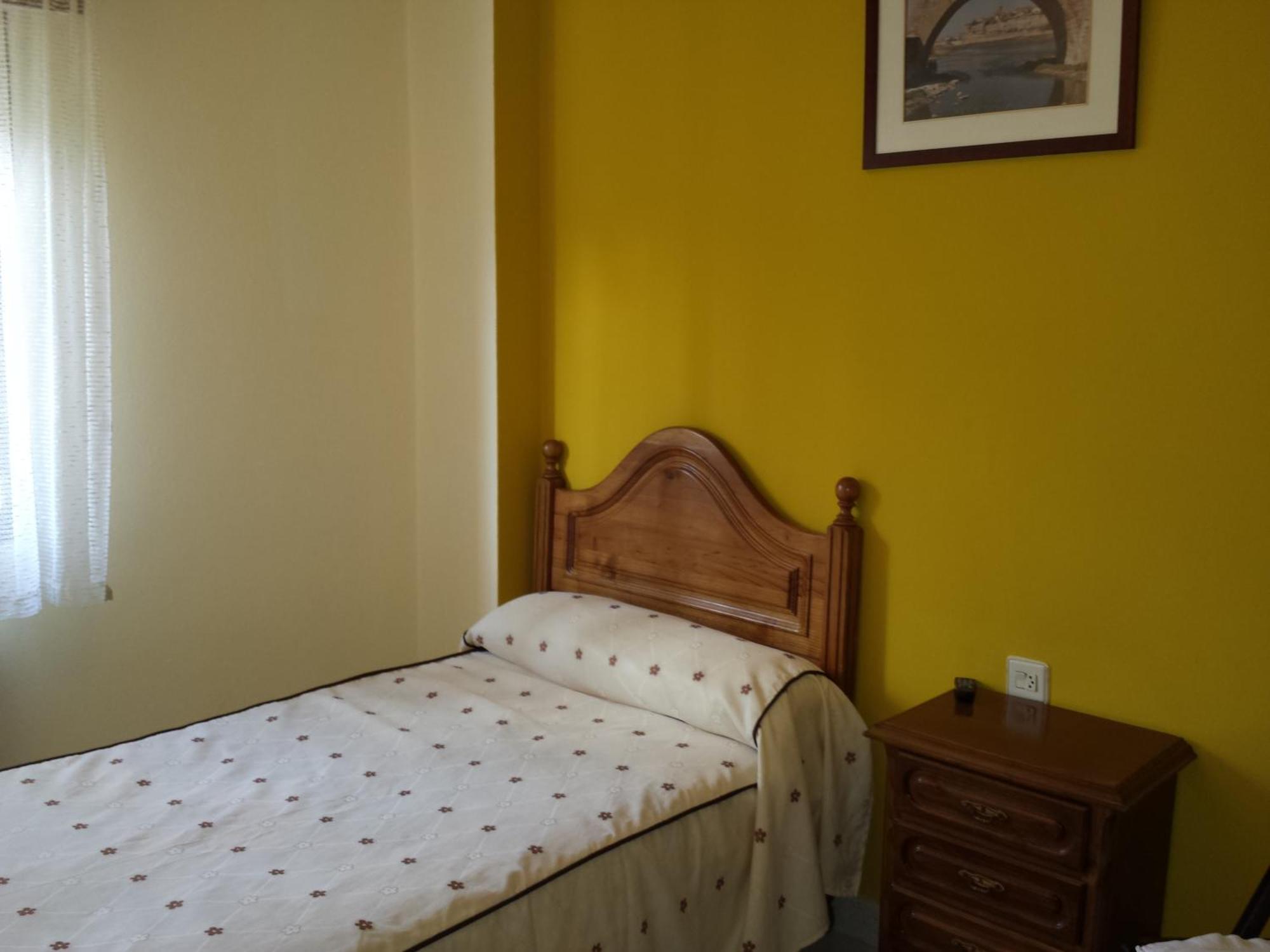 Hostal Atila Ricobayo Esterno foto